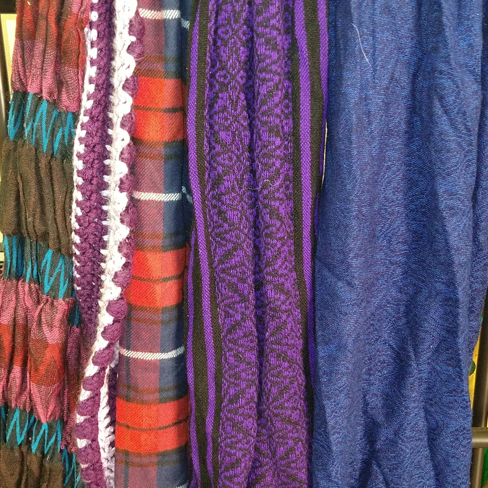 Scarf bundle - Picture 1 of 2